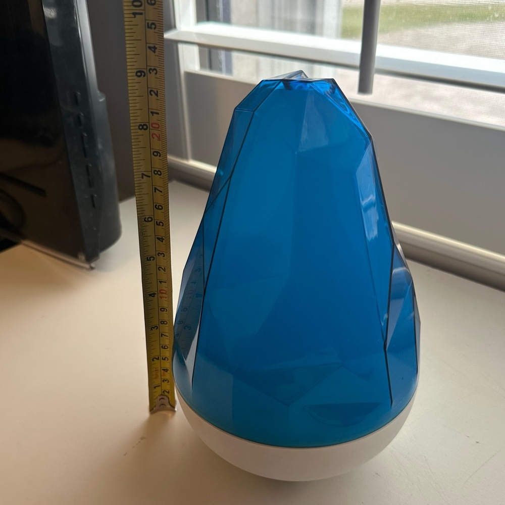 Essential Oil Diffuser Humidifier - Picture 2 of 8